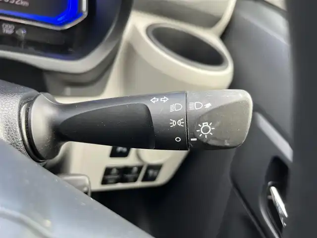 ダイハツ ミラ イース X SAⅢ 鳥取県 2020(令2)年 5.1万km ホワイト ４・W・D/純正DPオーディオ/CD/DVD/BT/ETC/スマートアシスト/レーンキープアシスト/オートハイビーム/前後コーナーセンサー/LEDヘットライト/アイドリングストップ/キレースキー/電動格納ミラー/フロアマット/取扱説明書/スペアキー