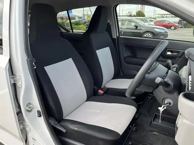 ダイハツ ミラ イース X SAⅢ 鳥取県 2020(令2)年 5.1万km ホワイト ４・W・D/純正DPオーディオ/CD/DVD/BT/ETC/スマートアシスト/レーンキープアシスト/オートハイビーム/前後コーナーセンサー/LEDヘットライト/アイドリングストップ/キレースキー/電動格納ミラー/フロアマット/取扱説明書/スペアキー