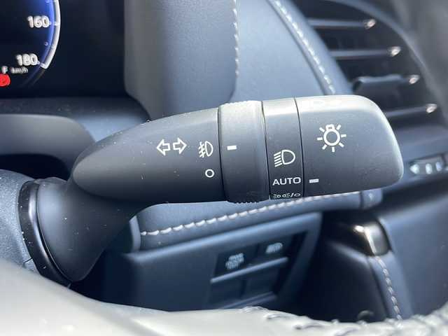 トヨタ アルファード Z 兵庫県 2024(令6)年 0.4万km プラチナホワイトパールマイカ ワンオーナー/保証書・取説・有/純正メモリーナビ・フルセグ・BT・FM・AM・HDMI/バックカメラ/全周囲カメラ/ETC2.0/前後ドライブレコーダー/追尾機能付きクルーズコントロール/車線逸脱防止支援システム/衝突被害軽減ブレーキ/パーキングブレーキサポート/クリアランスソナー/リアカメラディクション/ブラインドスポットミラー/ロードサインアシスト/プロアクティブドライビングアシスト/ハンドルヒーター/シートクーラー/シートヒーター/パワーバックドア/両側パワースライドドア/ブレーキホールド/電動パーキングブレーキ/ワイヤレス充電/オートハイビーム/モデリスタフルエアロ/モデリスタマフラー/ツインムーンルーフ/プッシュスタート/スマートキー×2/純正フロアマット/純正ドアバイザー