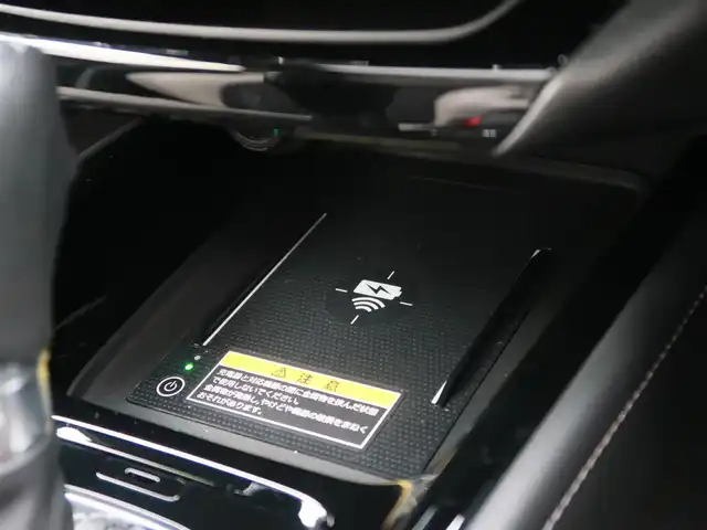 ホンダ ヴェゼル ハイブリッド e:HEV Z PLaYパッケージ 千葉県 2024(令6)年 0.9万km プレミアムサンライトホワイトパール パノラマルーフ/ホンダコネクトディスプレイ/ナビゲーション/フルセグTV/Bluetooth/AM/FM/USB/マルチビューカメラ/ホンダセンシング/BSI/ブラインドスポットインフォメーション/ハンズフリーアクセスパワーテールゲート/シートヒーター/ステアリングヒーター/ビルトインETC2.0/ハーフレザー/プレミアムオーディオ/純正18インチAW/レーダークルーズコントロール/パドルシフト/ワイヤレス充電/LEDヘッドライト/LEDフォグランプ/USB充電/スマートキー×2本/取説/保証書