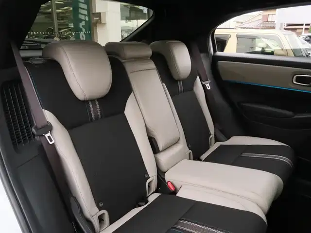 ホンダ ヴェゼル ハイブリッド e:HEV Z PLaYパッケージ 千葉県 2024(令6)年 0.9万km プレミアムサンライトホワイトパール パノラマルーフ/ホンダコネクトディスプレイ/ナビゲーション/フルセグTV/Bluetooth/AM/FM/USB/マルチビューカメラ/ホンダセンシング/BSI/ブラインドスポットインフォメーション/ハンズフリーアクセスパワーテールゲート/シートヒーター/ステアリングヒーター/ビルトインETC2.0/ハーフレザー/プレミアムオーディオ/純正18インチAW/レーダークルーズコントロール/パドルシフト/ワイヤレス充電/LEDヘッドライト/LEDフォグランプ/USB充電/スマートキー×2本/取説/保証書