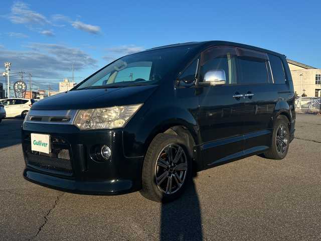 三菱 デリカＤ：５ G－Power package 富山県 2010(平22)年 10.2万km ディープブラックマイカ ガラスルーフ/社外メモリーナビ/型式：AVIC-RZ99/【CD/DVD/BT/TV】/バックカメラ/両側パワースライドドア/パドルシフト/横滑り防止装置/電動格納ミラー/ビルトインETC/スマートキー/RAYSアルミホイール/純正フロアマット