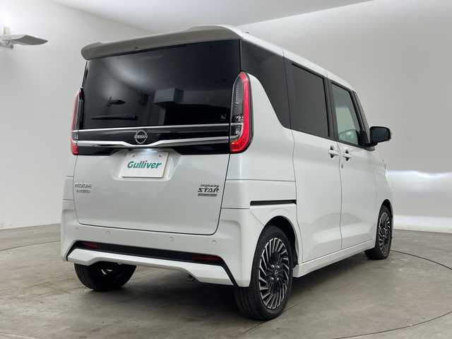 日産 ルークス HWS Gターボ アーバンクロム プロパイロットED 兵庫県 2023(令5)年 1.7万km ホワイトパール ・プロパイロット/・エマージェンシーブレーキ/・車線逸脱警報/・車線逸脱防止支援/・フロントリアソナー/・ふらつき警報/・速度標識表示/・道路標識表示/・オートハイビーム/・レーダークルーズコントロール/・純正ディスプレイオーディオ/・Apple CarPlay&BT&HDMI/・アラウンドビューモニター/・両側パワースライドドア/・アイドリングストップ/・ステアリングヒーター/・合皮シート（防水シート）/・前席シートヒーター/・LEDヘッドライト/・フォグ/・オートライト/・スマートキー/・プッシュスタート/・純正ドライブレコーダー