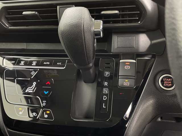 日産 ルークス HWS X プロパイロットED 鹿児島県 2024(令6)年 1.3万km フローズンバニラパール/アッシュブラウンM 純正ディスプレイオーディオ/（BluetoothフルセグTV/CD/DVD)/プロパイロット/追従型クルーズコントロール/全方位カメラ/両側パワースライドドア/純正ドライブレコーダー/ETC/ハーフレザーシート/LEDヘッドライト/リアサーキュレーター/リアサンシェード/純正AW