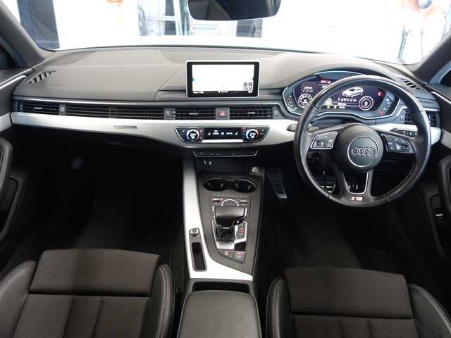 アウディ Ａ４ アバント2.0 TFSI クワトロ スポーツ Sライン P 静岡県 2016(平28)年 4.9万km 白 禁煙車/サンルーフ/4WD/MAXTONDESIGNエアロ（フロント／サイド／リア）/社外カーウェイ車高調（XA）/リア5面スモーク施工/バーチャルコックピット（12.3インチ液晶メーター）/プレセンスベーシック/プレセンスシティ/アクティブクルーズコントロール/アクティブレーンアシスト/メーカー純正ナビ/　CD/DVD/USB/BT/AUX/SD/フルセグTV/バックカメラ/ETC/パドルシフト/前席パワーシート／シートヒーター/前後コーナーセンサー/パワーバックドア/マトリクスLEDヘッドライト/ルーフレール/純正フロアマット/取扱説明書／保証書