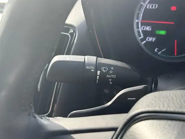 トヨタ クラウン ハイブリッド RS アドバンス 広島県 2019(平31)年 5.8万km シルバーM サンルーフ/純正ナビ　/　「Bluetooth/フルセグ/CD/DVD」　/全方位カメラ　/クリアランスソナー/シートヒーター　/ブラインドスポットモニター　/レーダークルーズコントロール/ヘッドアップディスプレイ　/ステアリングヒーター　/シートメモリ　/本革シート/パドルシフト　/前席パワーシート　/ＥＴＣ/前後ドライブレコーダー/オートマチックハイビーム/LEDヘッドライト（AUTO機能付き）/衝突軽減ブレーキシステム/車線逸脱防止システム/横滑り防止装置/スマートキー/プッシュスタート/ナビ取扱説明書/保証書/取扱説明書