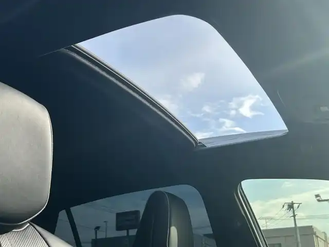 トヨタ クラウン ハイブリッド RS アドバンス 広島県 2019(平31)年 5.8万km シルバーM サンルーフ/純正ナビ　/　「Bluetooth/フルセグ/CD/DVD」　/全方位カメラ　/クリアランスソナー/シートヒーター　/ブラインドスポットモニター　/レーダークルーズコントロール/ヘッドアップディスプレイ　/ステアリングヒーター　/シートメモリ　/本革シート/パドルシフト　/前席パワーシート　/ＥＴＣ/前後ドライブレコーダー/オートマチックハイビーム/LEDヘッドライト（AUTO機能付き）/衝突軽減ブレーキシステム/車線逸脱防止システム/横滑り防止装置/スマートキー/プッシュスタート/ナビ取扱説明書/保証書/取扱説明書