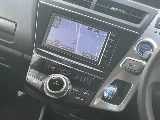トヨタ プリウス α S 長野県 2014(平26)年 7.1万km スーパーホワイトⅡ (株)IDOMが運営する【じしゃロン長野店】の自社ローン専用車両になります。こちらは現金またはオートローンご利用時の価格です。自社ローンご希望の方は別途その旨お申付け下さい /純正ＳＤナビ/（フルセグＴＶ/Ｂｌｕｅｔｏｏｔｈ接続/ＣＤ/ＤＶＤ/ミュージックサーバー）/バックカメラ/ＥＴＣ/プッシュスタート＆スマートキー/オートライト/ＨＩＤヘッドライト