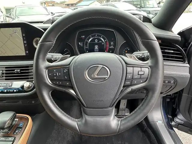 レクサス ＬＳ 500 Iパッケージ 愛知県 2022(令4)年 4.6万km ディープブルーマイカ メーカーナビ（AM/FM/フルセグ/BT/CD/DVD/AUX）/サンルーフ/エアサスコントロール/純正２０インチAW/リア電動サンシェード/デジタルインナーカメラ/前後ドラレコ/レクサスセーフティシステム＋/・プリクラッシュセーフティ/・ブラインドスポットモニター/・レーンキープアシスト/・パーキングサポートアラート/・レーダークルーズコントロール/・カーブ速度制御/アラウンドビューモニター/D/N席レザーシート/D/N席パワーシート/D/N席シートヒーター・クーラー/D/N席シートメモリー/ステアリングヒーター/電動リアゲート/パドルシフト/ビルトインETC/オートライト/オートハイビーム