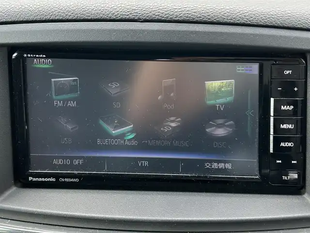 日産 エルグランド 250ハイウェイスターS 茨城県 2018(平30)年 7.5万km ファントムブラック 社外ナビ/Bluetooth/ワンセグテレビ/バックカメラ/ドラレコ/クルーズコントロール/パワーステアリング/パワーウィンドウ/プッシュスタート/フロアマット純正/純正アルミホイール/LEDヘッドライト/助手席オットマン/片側パワスラ