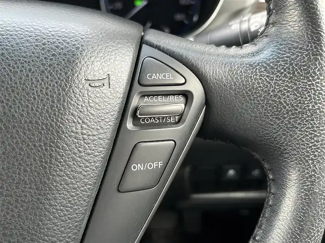 日産 エルグランド 250ハイウェイスターS 茨城県 2018(平30)年 7.5万km ファントムブラック 社外ナビ/Bluetooth/ワンセグテレビ/バックカメラ/ドラレコ/クルーズコントロール/パワーステアリング/パワーウィンドウ/プッシュスタート/フロアマット純正/純正アルミホイール/LEDヘッドライト/助手席オットマン/片側パワスラ