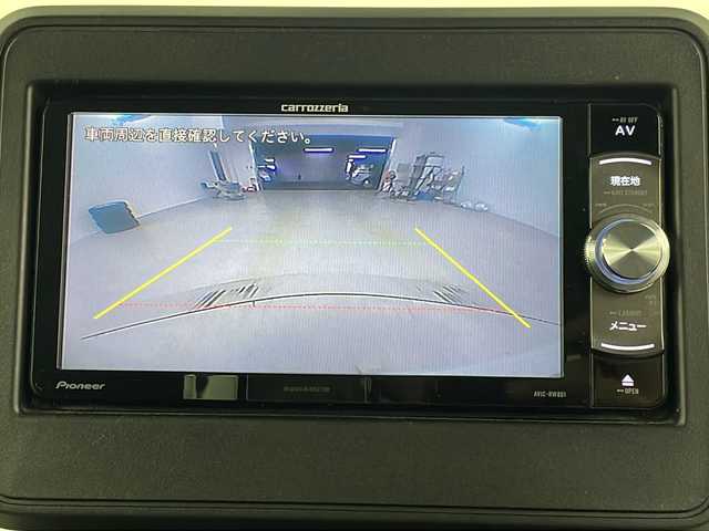 スズキ スペーシア HYBRID G 埼玉県 2018(平30)年 7.6万km ピュアホワイトP 社外SDナビ（AVIC-RW80）（Bluetooth　フルセグTV　CD　DVD　AM　FM）/バックカメラ/ビルトインETC/スタッドレスアルミ付き4本/ハロゲンヘッドライト/横滑り防止装置/衝突軽減ブレーキ/レーンキープアシスト/クリアランスソナー/純正フロアマット/オートライト