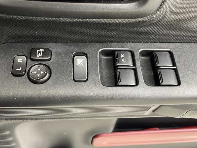 スズキ スペーシア HYBRID G 埼玉県 2018(平30)年 7.6万km ピュアホワイトP 社外SDナビ（AVIC-RW80）（Bluetooth　フルセグTV　CD　DVD　AM　FM）/バックカメラ/ビルトインETC/スタッドレスアルミ付き4本/ハロゲンヘッドライト/横滑り防止装置/衝突軽減ブレーキ/レーンキープアシスト/クリアランスソナー/純正フロアマット/オートライト