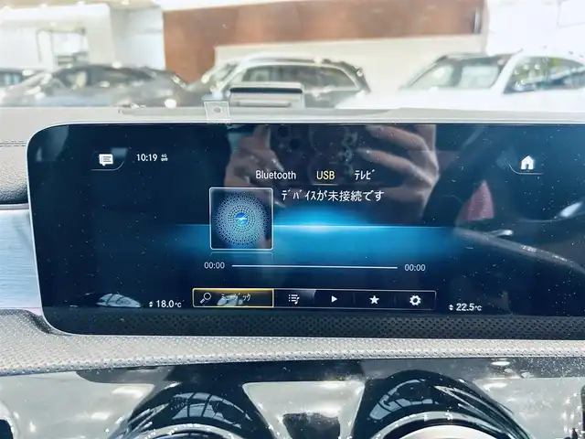 メルセデス・ベンツ ＣＬＡ２００ｄ Sブレーク AMGライン 大阪府 2019(令1)年 5.1万km コスモスブラック レザーエクスクルーシブP/レーダーセーフティP/サンルーフ/ワンオーナー/HUD/ACC/黒革/メモリ付きパワーシート/シートヒーター/純正ナビ/TV/３６０度カメラ/純正18インチAW/LEDヘッドライト/アンビエントライト/電動リアゲート/ブラインドスポット/ワイヤレス充電