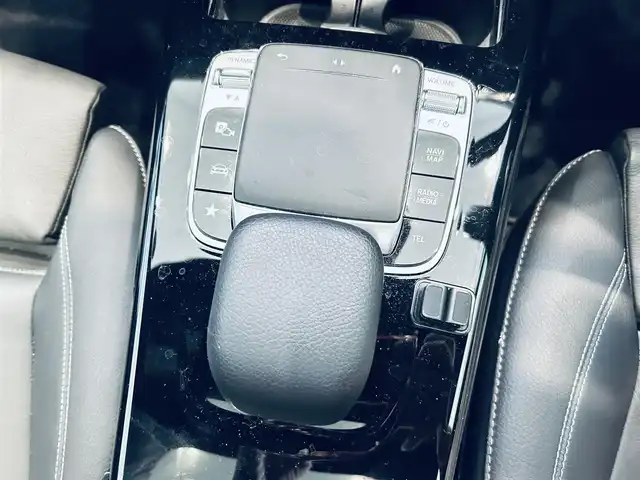 メルセデス・ベンツ ＣＬＡ２００ｄ Sブレーク AMGライン 大阪府 2019(令1)年 5.1万km コスモスブラック レザーエクスクルーシブP/レーダーセーフティP/サンルーフ/ワンオーナー/HUD/ACC/黒革/メモリ付きパワーシート/シートヒーター/純正ナビ/TV/３６０度カメラ/純正18インチAW/LEDヘッドライト/アンビエントライト/電動リアゲート/ブラインドスポット/ワイヤレス充電