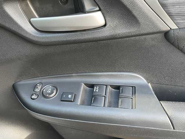 ホンダ シャトル ハイブリッド Z 愛知県 2015(平27)年 7.9万km ホワイトオーキッドパール ナビ　/フルセグＴＶ　/バックカメラ　/ビルトインＥＴＣ　/シートヒーター　/パドルシフト　/ＬＥＤヘッドライト　/オートライト　/プッシュスタート　/スマートキー