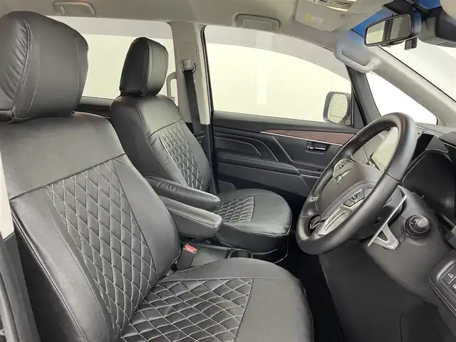 三菱 デリカＤ：５ P 茨城県 2023(令5)年 1万km アメジストブラック 純正10.1型ナビ/Bluetooth/ワンセグ/CD/DVD/AM/FM/HDMI/e-Assist/・衝突軽減ブレーキ/・車線逸脱警報システム/・後側方車両検知警報システム/・誤発進抑制機能/・レーダークルーズコントロール/・オートマチックハイビーム/ETC/ドラレコ/両側パワースライドドア/パワーバックドア/ステアリングヒーター/パワーシート/シートヒーター/アイドリングストップ