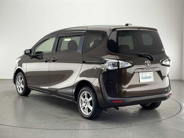 トヨタ シエンタ G 長野県 2016(平28)年 8.1万km ヴィンテージブラウンパールクリスタルシャイン 4WD/ワンオーナー/社外ナビ　AVN-R7W/（フルセグ/Bluetooth/CD)/バックカメラ/ETC/両側電動スライドドア/純正鉄チンサマータイヤ4本積み込み/ドアバイザー/ステアリングスイッチ/プッシュスタート/取扱説明書/保証書/スマートキー/スペアキー