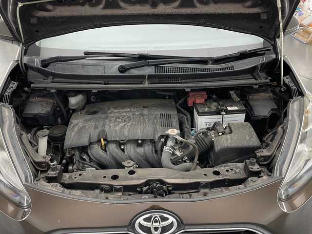 トヨタ シエンタ G 長野県 2016(平28)年 8.1万km ヴィンテージブラウンパールクリスタルシャイン 4WD/ワンオーナー/社外ナビ　AVN-R7W/（フルセグ/Bluetooth/CD)/バックカメラ/ETC/両側電動スライドドア/純正鉄チンサマータイヤ4本積み込み/ドアバイザー/ステアリングスイッチ/プッシュスタート/取扱説明書/保証書/スマートキー/スペアキー