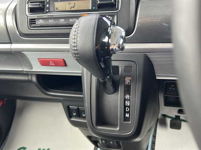 スズキ スペーシア ギア HYBRID XZターボ 神奈川県 2020(令2)年 1.2万km デニムブルー ガンメタリック 2トーン 登録時走行距離11356km/ワンオーナー/純正ディーラーナビ(CD/DVD/AUX/BT/フルセグTV)/全方位カメラ/両側パワースライドドア/レーダークルーズコントロール/パドルシフト/ヘッドアップディスプレイ/D/N席シートヒーター/クリアランスソナー/ルーフレール/フロアマット/ISOFIX/スペアキー×1/保証書/取扱説明書