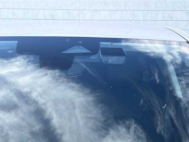 ジャガー ジャガー Ｅペース SE P200 栃木県 2021(令3)年 5.2万km フジホワイト ワンオーナー/純正メモリナビ/・Bluetooth USB/・アラウンドビューモニター/追従式クルーズコントロール/ドアバイザー/パドルシフト/ドライブレコーダー/レザーシート/パワーシート/シートヒーター/純正18インチアルミホイール/衝突被害軽減システム/コーナーセンサー/LEDヘッドライト/オートライト/取扱説明書/保証書