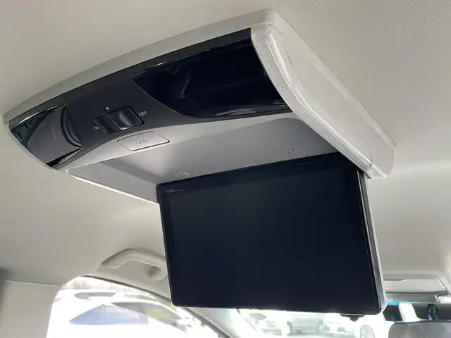 ホンダ オデッセイ アブソルート・EXホンダセンジング 東京都 2018(平30)年 6.4万km プラチナホワイトパール 純正９インチナビ/後席１１．６インチフリップダウンモニター/全周囲カメラ/スマートパーキングアシスト/両側パワースライド/ホンダセンシング/・衝突軽減ブレーキ/・アダプティブクルーズコントロール/・車線維持支援システム/・誤発進抑制機能/ブラインドスポットモニター/ビルトインＥＴＣ２．０/ハーフレザーシート/パドルシフト/前後ドライブレコーダー/360°ドライブレコーダー/純正18インチAW/純正フロアマット/スマートキー×2/保証書/取扱説明書