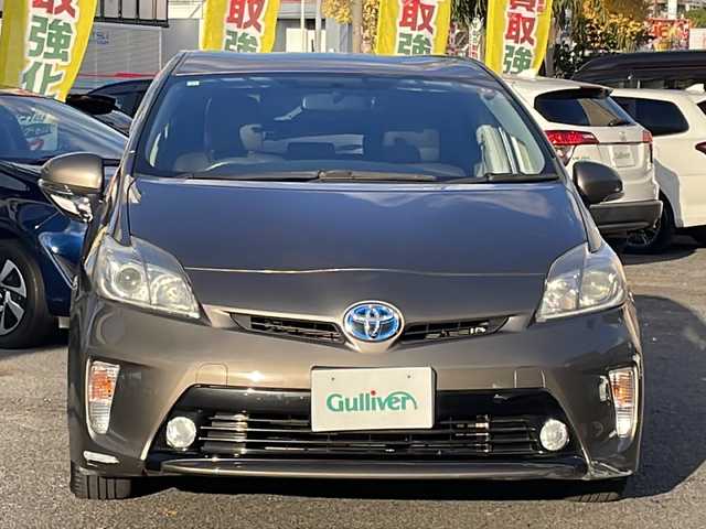 トヨタ プリウス S　マイコーデ 愛知県 2012(平24)年 17.4万km ブロンズマイカメタリック /ワンオーナー//禁煙車//保証書//記録簿//取扱説明書//スペアキー（1本）//純正ディーラーナビ//フルセグテレビ//AUDIO（AM・FM・CD・DVD・Bluetooth)//バックカメラ//アイドリングストップ//プッシュスタート//純正ドアバイザー//純正フロアマット//ETC//ISOFIX//ステアリングスイッチ//電格格納ミラー//ステアリングテレスコピック機構//ステアリングチルト機構//UVカットガラス//プライバシーガラス//盗難防止システム//衝突安全ボディー//トラクションコントロール//ステアリング協調車両安定性制御システム