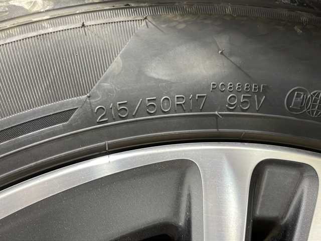 スバル レヴォーグ 1．6GT アイサイト 広島県 2017(平29)年 3.5万km ダークグレーメタリック OP黒革シート/純正8型ナビ/フロント/サイド/バックカメラ/パワーシート/ポジションメモリー/シートヒーター/アイサイト/・デジタルインナーミラー/・ブラインドスポットモニター/・プリクラッシュブレーキ/・レーンキープアシスト/・ハイビームアシスト/・レーダークルーズコントロール/・誤発進抑制機能/電動パーキングブレーキ/オートブレーキホールド/パドルシフト/LEDヘッドランプ/純正17インチAW/ETC/ドライブレコーダー