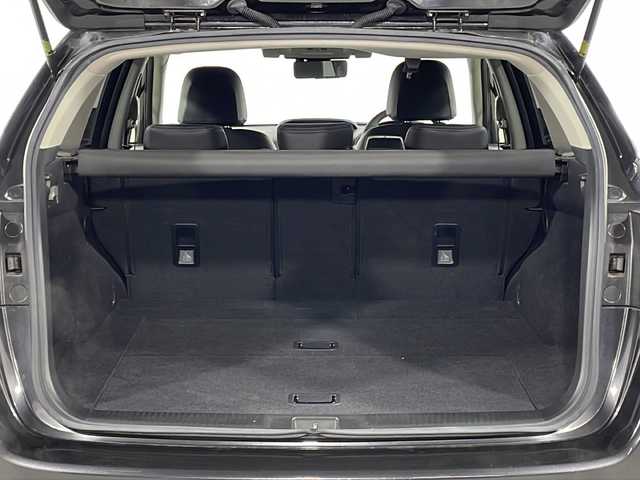 スバル レヴォーグ 1．6GT アイサイト 広島県 2017(平29)年 3.5万km ダークグレーメタリック OP黒革シート/純正8型ナビ/フロント/サイド/バックカメラ/パワーシート/ポジションメモリー/シートヒーター/アイサイト/・デジタルインナーミラー/・ブラインドスポットモニター/・プリクラッシュブレーキ/・レーンキープアシスト/・ハイビームアシスト/・レーダークルーズコントロール/・誤発進抑制機能/電動パーキングブレーキ/オートブレーキホールド/パドルシフト/LEDヘッドランプ/純正17インチAW/ETC/ドライブレコーダー