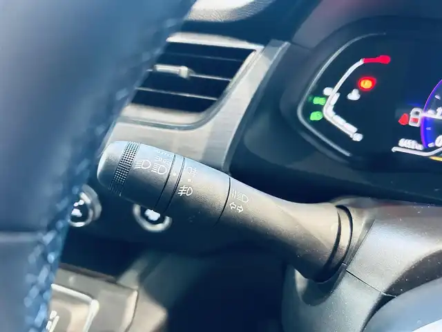 ルノー ルノー カングー ヴァリエテ 大阪府 2024(令6)年 0.9万km ワイン 150台限定車/ワンオーナー/純正ディスプレイオーディオ/applecarplay/バックカメラ/ACC/ブラインドスポット/LEDヘッドライト/クリアランスソナー/ワイヤレス充電/ハーフ革/ルーフレール/スマートキー/ETC/ドラレコ