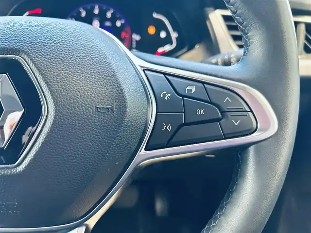 ルノー ルノー カングー ヴァリエテ 大阪府 2024(令6)年 0.9万km ワイン 150台限定車/ワンオーナー/純正ディスプレイオーディオ/applecarplay/バックカメラ/ACC/ブラインドスポット/LEDヘッドライト/クリアランスソナー/ワイヤレス充電/ハーフ革/ルーフレール/スマートキー/ETC/ドラレコ