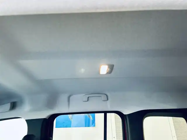 ルノー ルノー カングー ヴァリエテ 大阪府 2024(令6)年 0.9万km ワイン 150台限定車/ワンオーナー/純正ディスプレイオーディオ/applecarplay/バックカメラ/ACC/ブラインドスポット/LEDヘッドライト/クリアランスソナー/ワイヤレス充電/ハーフ革/ルーフレール/スマートキー/ETC/ドラレコ