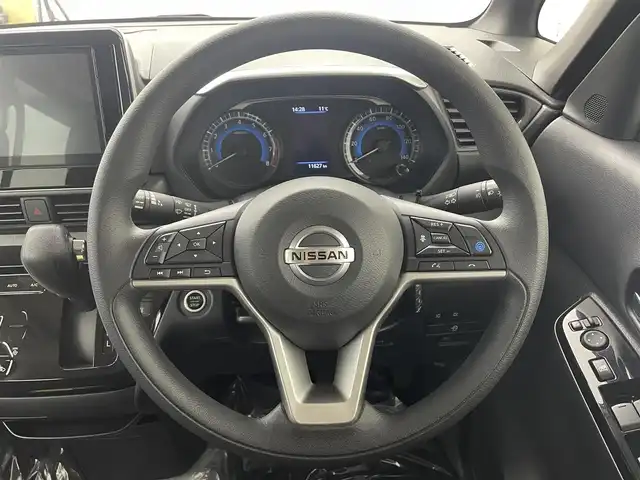 日産 ルークス HWS X プロパイロットED 埼玉県 2023(令5)年 1.2万km ホワイトソリッド/プレミアムオリーブM 純正９型ＤＡ　全方位　両側電動　ＥＴＣ　ＬＥＤ　コネクトナビ　レーダークルーズコントロール　アイドリングストップ　Ｂｌｕｅｔｏｏｔｈ　衝突軽減　オートハイビーム　レーンキープ　ドライブレコーダー ベンチシート　純正フロアマット　コーナーセンサー　純正15インチアルミ　スマートキー　プッシュスタート