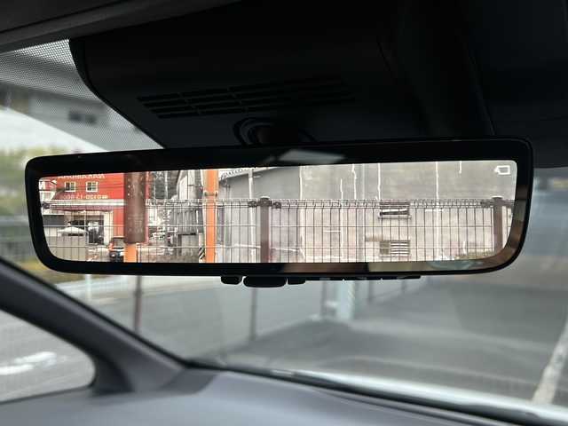 トヨタ ヴェルファイア ハイブリット Z プレミア 広島県 2024(令6)年 0.9万km プラチナホワイトパールマイカ 禁煙/左右独立ムーンルーフ/トヨタチームメイト/・アドバンストパーク/・パーキングサポートブレーキ/・アドバンストドライブ/・緊急時操舵支援/・フロントクロストラフィックアラート/・レーンチェンジアシスト/・ドライバーモニターカメラ/セーフティセンス/・プリクラッシュセーフティ/・レーントレーシングアシスト/・レーダークルーズコントロール/・アダプティブハイビーム/・ロードサインアシスト/・ドライバー異常時対応/・プロアクティブドライビングアシスト/・発進遅れ告知機能/BSM/パーキングサポートブレーキ/デジタルインナーミラー/純正14インチディスプレイ/ナビ/・地デジTV/・ETC2.0/パノラミックビューモニター/フリップダウンモニター（V12T-R72C）/HUD/両側パワースライドドア/パワーバックドア/シートヒーター/ベンチレーション/パワーシート/メモリーシート/ステアリングヒーター/ドライブレコーダー（TZ-DR210）/おくだけ充電/フロアマット/ドアバイザー/AC100V1500W/スペアタイヤ