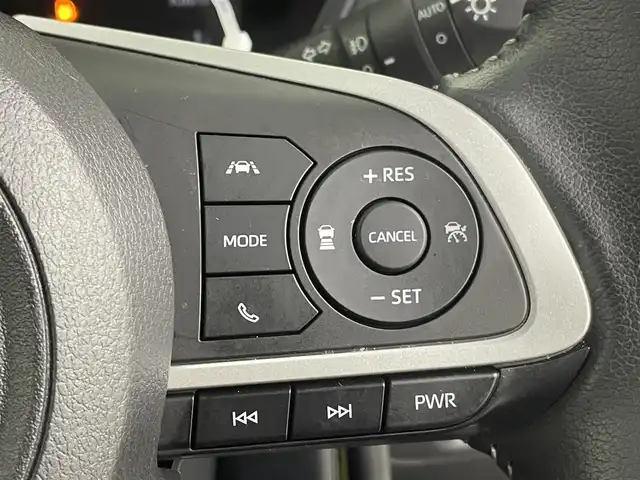 トヨタ ライズ Z 埼玉県 2020(令2)年 1.6万km レーザーブルークリスタルシャイン 純正９インチナビ　フルセグＴＶ　ブラインドスポットモニター　シートヒーター　ＬＥＤヘッドライト　レーダークルーズコントロール　ビルトインＥＴＣ　ドライブレコーダー　カーテンエアバッグ　純正フロアマット