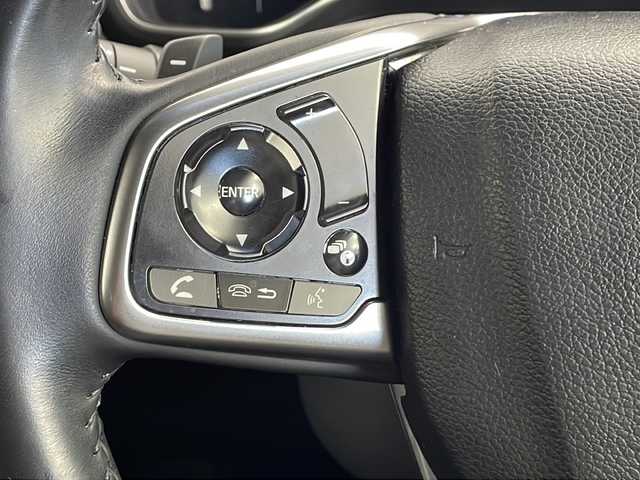 ホンダ ＣＲ－Ｖ EX・マスターピース 鹿児島県 2018(平30)年 5.9万km クリスタルブラックパール パノラミックサンルーフ　/純正７インチナビ/（フルセグ/Blu/CD/DVDCD/DVD）　/前後ドライブレコーダー　/レーダークルーズコントロール　/前席シートヒーター　/パワーテールゲート　/ビルドインＥＴＣ　/ルーフレール　/ブレーキホールド　/パワーシート/電動格納ミラー/レーンキープアシスト/オートライト/純正18インチアルミホイール/スマートキー/スペアキー有/保証書/取扱説明書