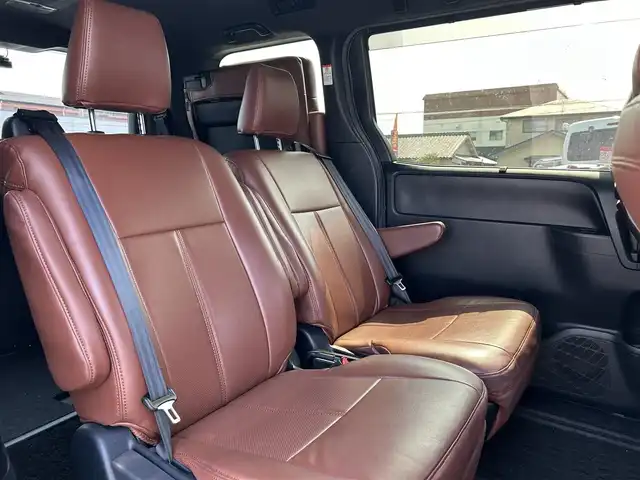 トヨタ ヴォクシー ZS 煌Ⅱ 奈良県 2020(令2)年 6.8万km ブラッキッシュアゲハガラスフレーク ワンオーナー/純正メーカーナビ/BT/TV/USB/SD//パワースライドドア/ビルドインETC/フルセグTV/両側パワースライド/オートライト（LED）/レザーシート/3列シート/スタットレスタイヤ積み込み/クルーズコントロール/プッシュスタート/保証書