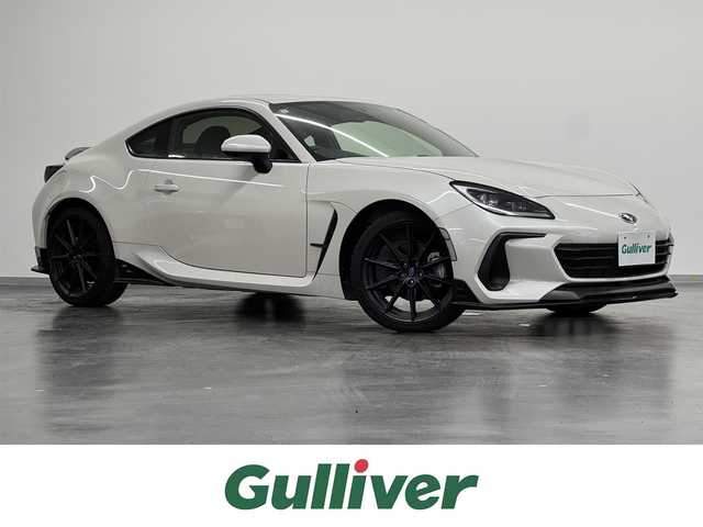 スバル ＢＲＺ S 三重県 2023(令5)年 0.3万km クリスタルホワイトP プレミアムガソリン/FR/6F/カロッツェリア 9インチ『楽ナビ』 AVIC-RQ911/（CD/DVD/MSV/SD/FM/AM/TV/Bluetooth/iPod/USB/HDMI/AUX）/安全/・スバルリヤビークルディテクション［SRVD］/・VSC（横滑り防止機能）/・EBD付ABS/・SRS サイド＆カーテンシールドエアバッグ/装備/・ステアリング連動ヘッドライト［SRH］/・左右独立温度独立調整オートエアコン/・定速クルーズコントロール/・ステアリングスイッチ/・オートライト/・LEDヘッドライト/・充電用USBジャックx2/・走行制御モード（スポーツ/スノー）/・TRACKモード/・プッシュスタート/・スマートキーx2/・BOXERメーター（7インチカラー×液晶メーター）/・純正18inAW/・保/取/ナビ取/など