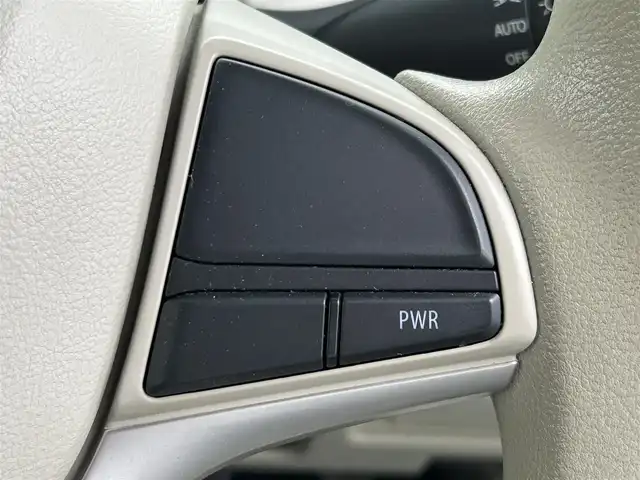 スズキ スペーシア HYBRID X 和歌山県 2019(平31)年 4.5万km ツールグリーンパールメタリック 社外7インチナビ（AVIC-RZ302）/フルセグTV/CD/DVD/衝突軽減ブレーキ/レーンキープアシスト/横滑り防止/オートライト/後方コーナーセンサー/ETC/両側パワスラ/ドラレコ/シートヒーター/後席サーキュレーター/後席ロール式サンシェード/レベライザー/Pスタート/アイドリングストップ