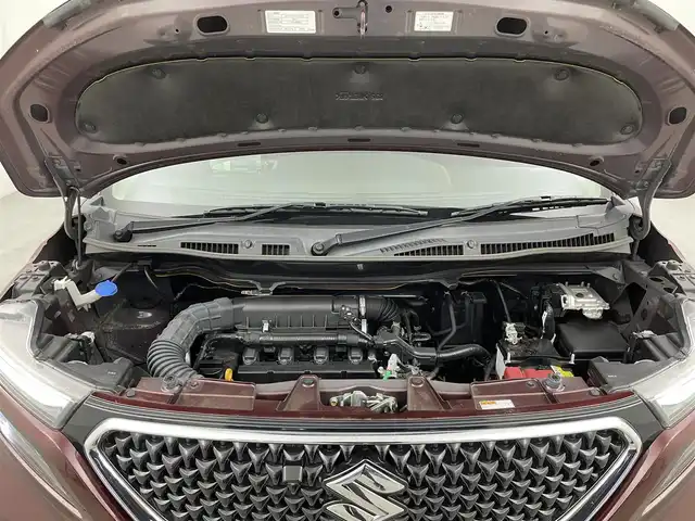 スズキ ソリオ バンディット HV MV 大分県 2021(令3)年 4.1万km メロウディープレッドパール/ブラック ワンオーナー/スズキセーフティサポート搭載/レーダークルーズコントロール/ヘッドアップディスプレイ/全方位カメラ/純正9型ナビ/・フルセグTV、DVD再生可、USB、AM/FM/・AppleCarPlay、AndroidAuto/ステアリングスイッチ/両側電動スライドドア/前後ドライブレコーダー/ビルトインETC/サーキュレーター/前関シートヒーター/アイドリングストップ/横滑り防止装置/電動格納ミラー/純正フロアマット/オートライト/LEDヘッドライト/LEDフォグ/純正15インチアルミホイール/保証書、取説