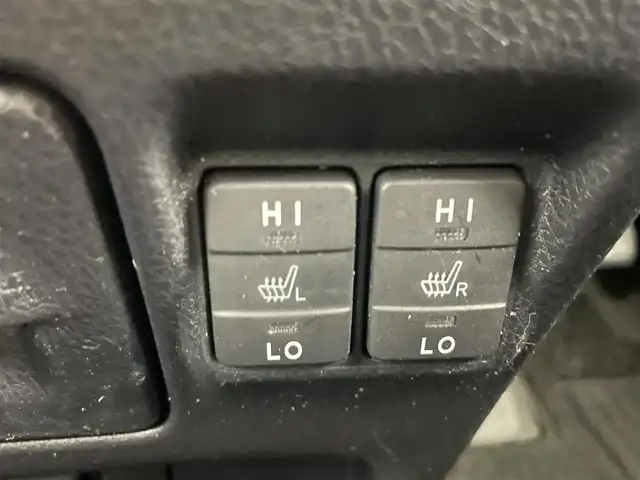 トヨタ エスクァイア ハイブリッド Gi 茨城県 2020(令2)年 3.9万km ブラック 純正ナビ/フルセグ視聴可/Bluetooth接続/ETC/ドラレコ/バックカメラ/シートヒーター（D＋N席）/クルコン/後席モニター/WAC/USB入力端子/ウォークスルー/純正AW/純正フロアマット