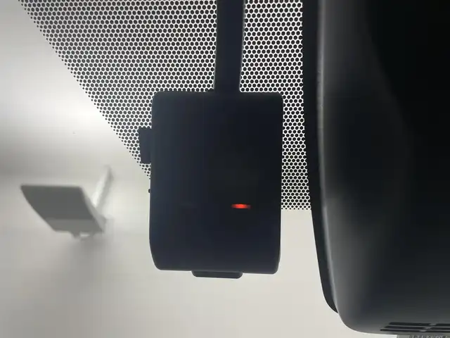 トヨタ エスクァイア ハイブリッド Gi 茨城県 2020(令2)年 3.9万km ブラック 純正ナビ/フルセグ視聴可/Bluetooth接続/ETC/ドラレコ/バックカメラ/シートヒーター（D＋N席）/クルコン/後席モニター/WAC/USB入力端子/ウォークスルー/純正AW/純正フロアマット