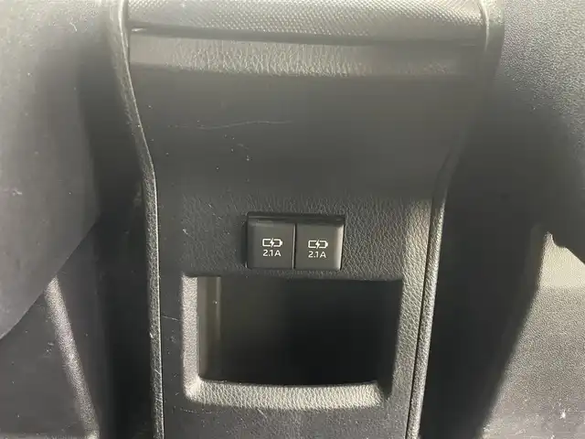 トヨタ エスクァイア ハイブリッド Gi 茨城県 2020(令2)年 3.9万km ブラック 純正ナビ/フルセグ視聴可/Bluetooth接続/ETC/ドラレコ/バックカメラ/シートヒーター（D＋N席）/クルコン/後席モニター/WAC/USB入力端子/ウォークスルー/純正AW/純正フロアマット