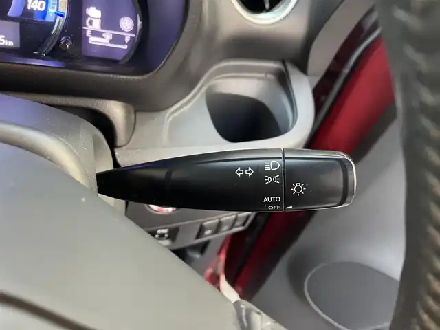 スズキ スペーシア カスタム XS 愛知県 2015(平27)年 6.5万km フェニックスレッドパール ・純正メーカーオプションナビ/・フルセグテレビ/・CD/DVD再生機能/・Bluetooth/USB/AUX接続機能/・全方位カメラ/・ETC/・両側電動スライドドア/・ベンチシート/・純正フロアマット/・純正15インチアルミホイール/・純正HIDヘッドライト/・オートライト/・衝突軽減ブレーキ/・レーンキープアシスト/・アイドリングストップ/・スマートキー/・オートエアコン