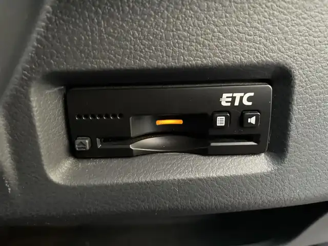 スズキ スペーシア カスタム XS 愛知県 2015(平27)年 6.5万km フェニックスレッドパール ・純正メーカーオプションナビ/・フルセグテレビ/・CD/DVD再生機能/・Bluetooth/USB/AUX接続機能/・全方位カメラ/・ETC/・両側電動スライドドア/・ベンチシート/・純正フロアマット/・純正15インチアルミホイール/・純正HIDヘッドライト/・オートライト/・衝突軽減ブレーキ/・レーンキープアシスト/・アイドリングストップ/・スマートキー/・オートエアコン