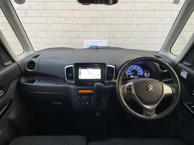 スズキ スペーシア カスタム XS 愛知県 2015(平27)年 6.5万km フェニックスレッドパール ・純正メーカーオプションナビ/・フルセグテレビ/・CD/DVD再生機能/・Bluetooth/USB/AUX接続機能/・全方位カメラ/・ETC/・両側電動スライドドア/・ベンチシート/・純正フロアマット/・純正15インチアルミホイール/・純正HIDヘッドライト/・オートライト/・衝突軽減ブレーキ/・レーンキープアシスト/・アイドリングストップ/・スマートキー/・オートエアコン