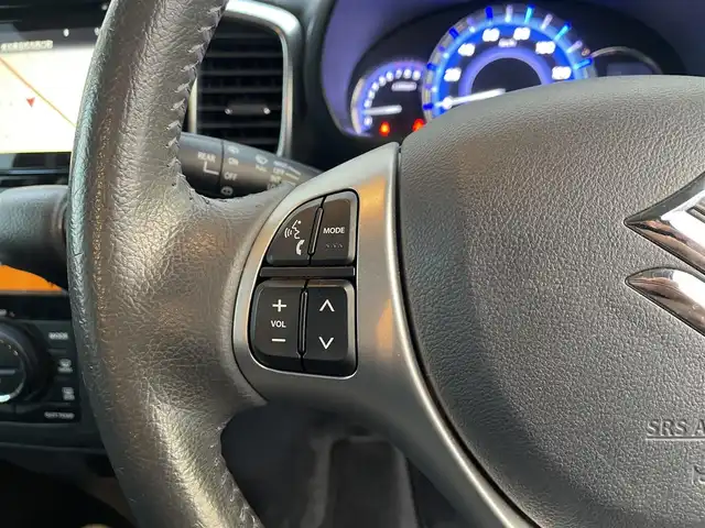 スズキ スペーシア カスタム XS 愛知県 2015(平27)年 6.5万km フェニックスレッドパール ・純正メーカーオプションナビ/・フルセグテレビ/・CD/DVD再生機能/・Bluetooth/USB/AUX接続機能/・全方位カメラ/・ETC/・両側電動スライドドア/・ベンチシート/・純正フロアマット/・純正15インチアルミホイール/・純正HIDヘッドライト/・オートライト/・衝突軽減ブレーキ/・レーンキープアシスト/・アイドリングストップ/・スマートキー/・オートエアコン