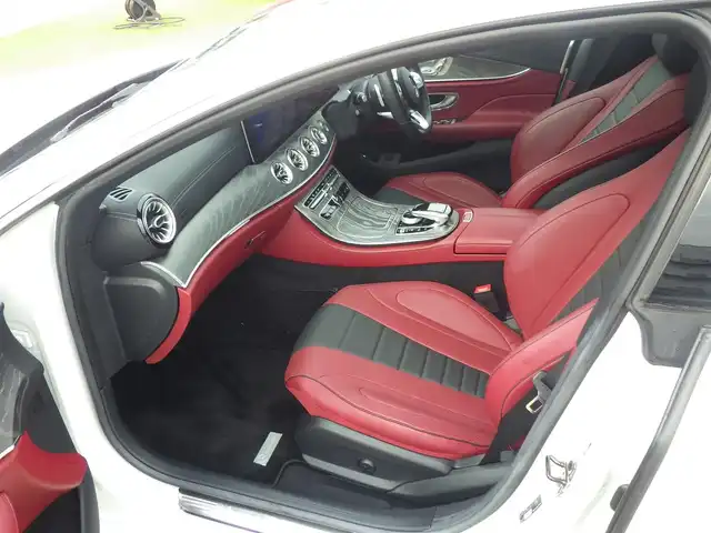 メルセデス・ベンツ ＣＬＳ２２０ｄ スポーツ エクスクルーシブPKG 千葉県 2019(平31)年 1.2万km ダイヤモンドホワイト 245/40R19/アクティブブレーキアシスト/レーンチェンジアシスト/ブラインドスポットアシスト/アテンションアシスト/ディストロニック/パノラミックスライディングルーフ/パワートランクリッド/赤/黒コンビレザーシート/前席パワーシート/エアシート/シートヒーター/純正ナビ/地デジTV/【Bluetooth接続】/【Apple CarPlay　Android Auto対応】/360°カメラ/ブルメスター/パフュームアトマイザー/革巻きステアリング/ステアリングスイッチ/パドルシフト/ETC（DSRC）/LEDヘッドライト/フォグライト/ウインカーミラー/パークトロニック/純正19インチアルミホイル/サイド/カーテンエアバッグ/キーレスゴー