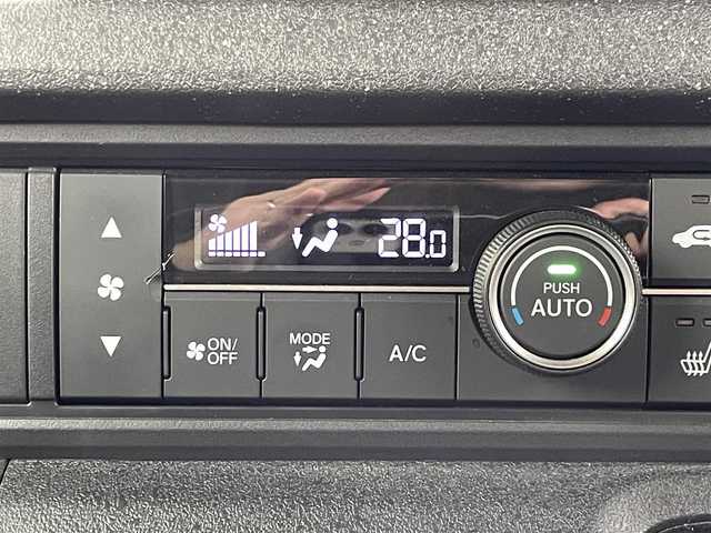 ホンダ Ｎ ＢＯＸ カスタム ターボ コーディネートS 島根県 2023(令5)年 2.4万km グレー 登録時走行距離　23257km/ワンオーナー/保証書/取扱説明書/Honda SENSING/純正ナビ/（Bluetooth/AM/FM/USB/typeC/CD/DVD)/AppleCarPlay/Android Auto/フルセグテレビ/バックカメラ/追従型クルーズコントロール/レーンキープアシスト/両側パワースライドドア/ブレーキホールド/オートリトラミラー/シートヒーター（DN席）/グレーステッチ 本革巻ステアリングホイール/パドルシフト/踏み間違い衝突軽減システム/ETC2.0/ドライブレコーダー前後/カラーコード　NH-912PA