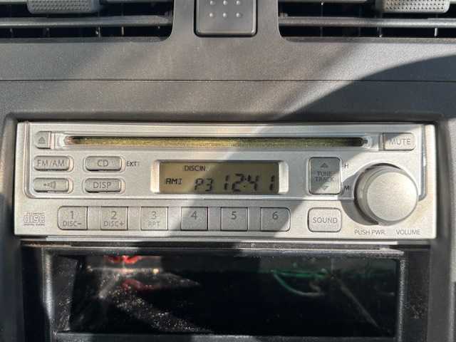 スズキ スイフト XG 宮城県 2006(平18)年 13.3万km シルキーシルバーメタリック 登録時走行距離132816km/AACエアコン/CD/FM/AM/ヘッドライトレベライザー/スペアキーあり/純正フロアマット/フルフラットシート/盗難防止装置/純正フロアマット